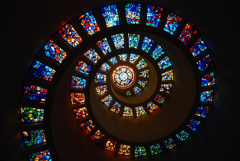 spiral stained glasss window of the thanksgiving chapel in dallas